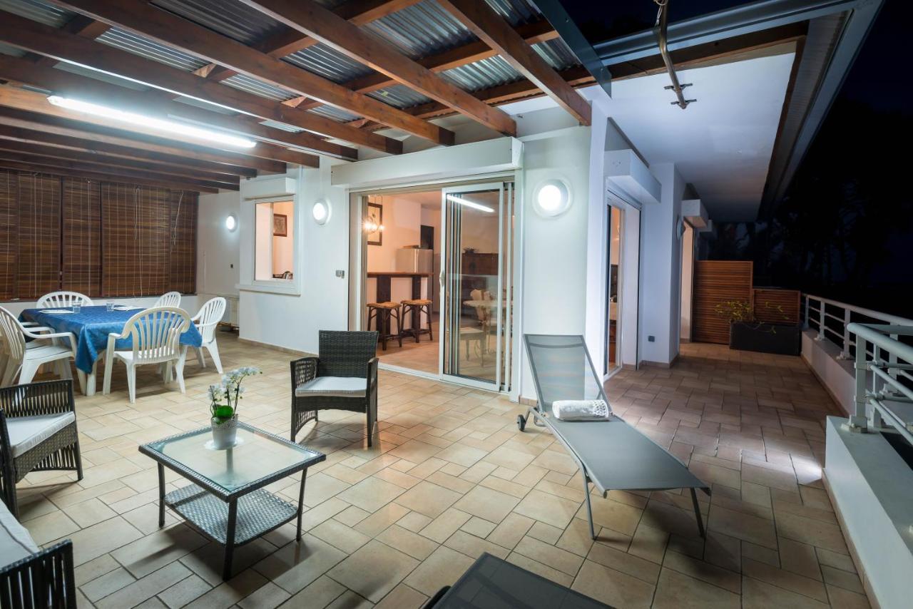 T2D Lagon Austral "Terrasse Du Lagon" Saint Pierre Exterior foto