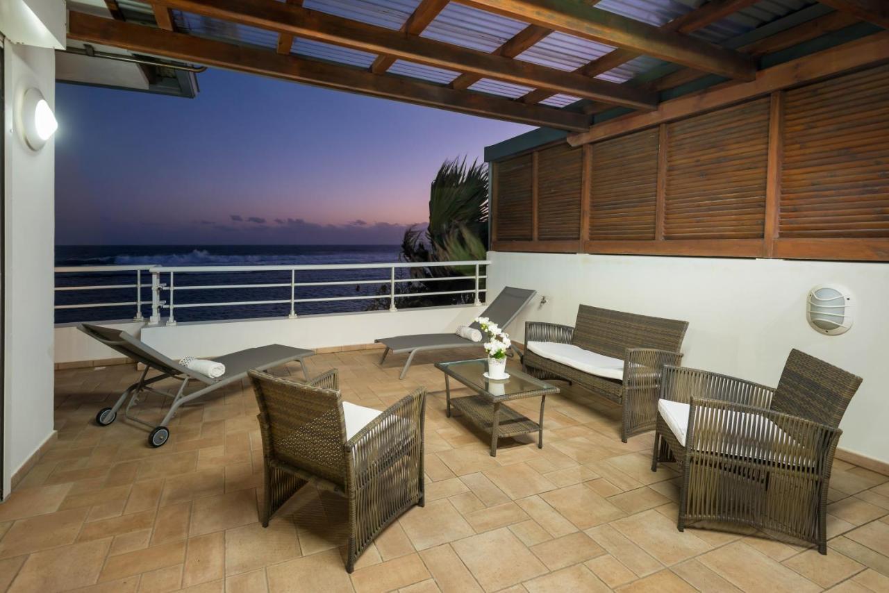 T2D Lagon Austral "Terrasse Du Lagon" Saint Pierre Exterior foto